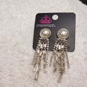 Genuinely Gatsby White Post Earrings